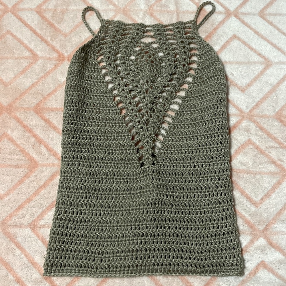 CROCHET (SKATER NECK) CROP TANK